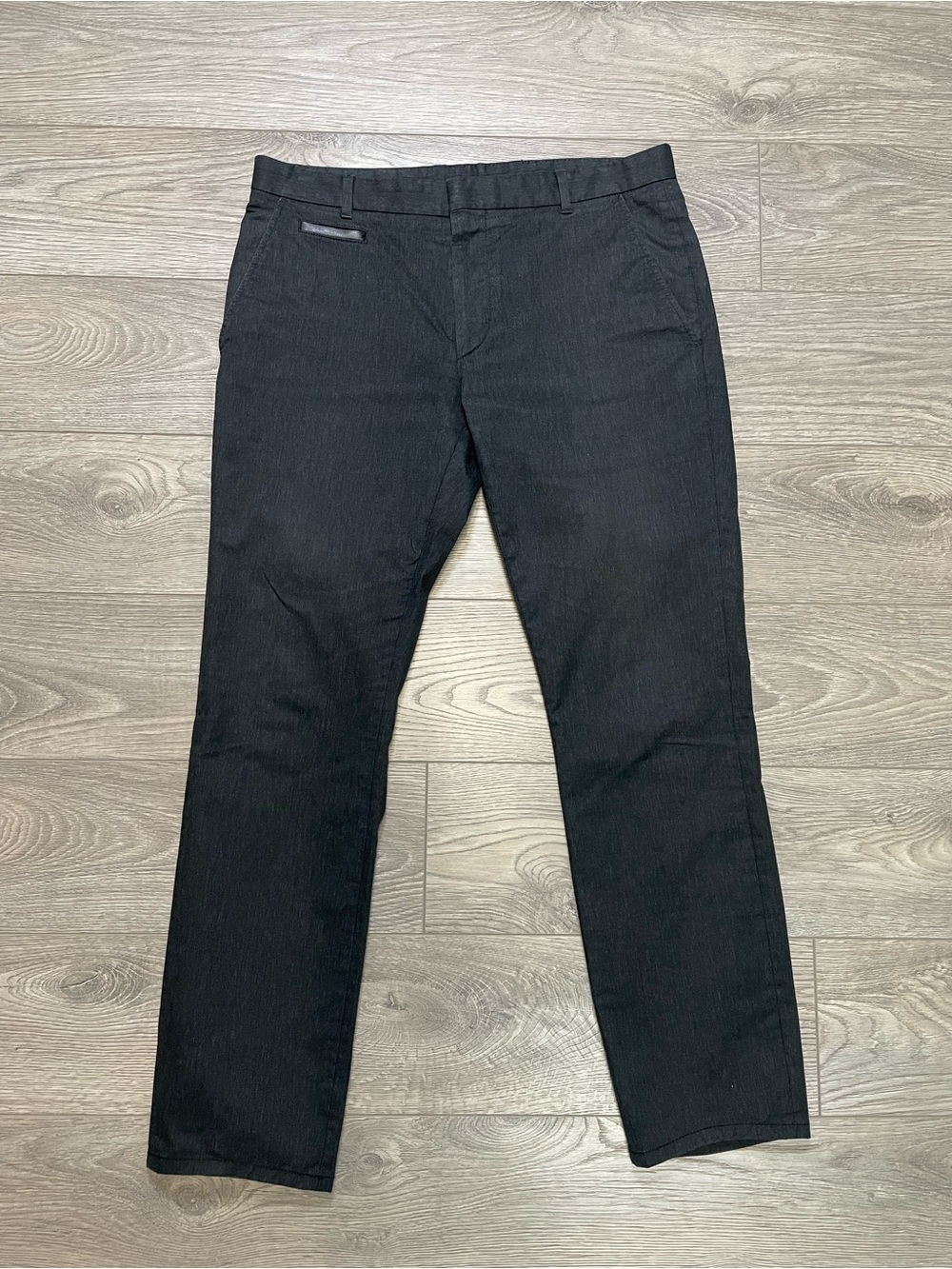 HUGO BOSS Slim Fit Grey Trousers Pants Men’s Size 30R 46 IT Red Lining Art Print